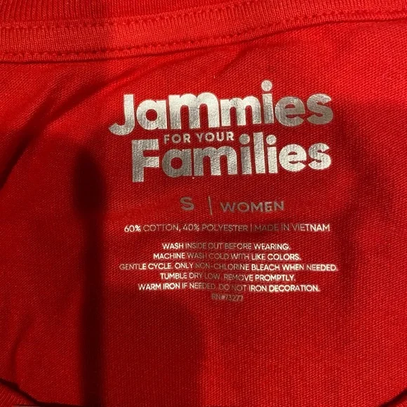 NWT Women’s Christmas pajamas. Size small - Picture 3 of 4